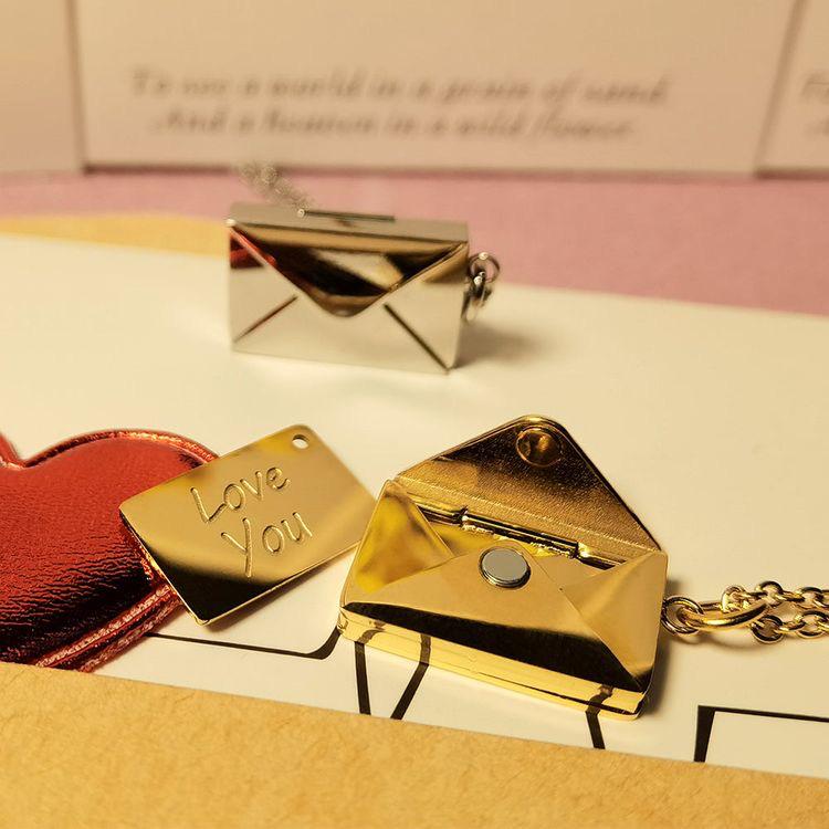 Collar de Carta Vancy Personalizado